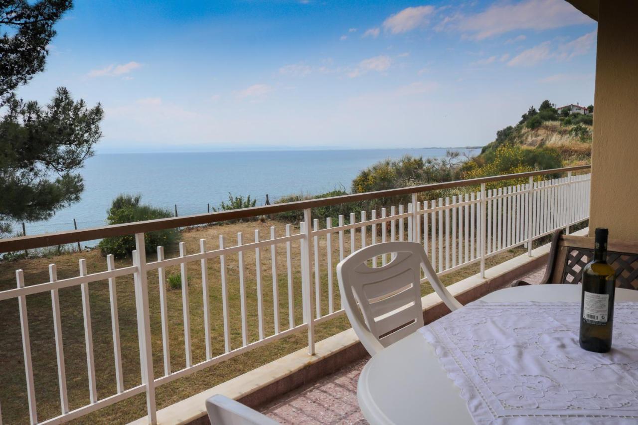 Sunshine House Offering Spectacular Views To Olymp A Apartman Néa Iráklia Kültér fotó