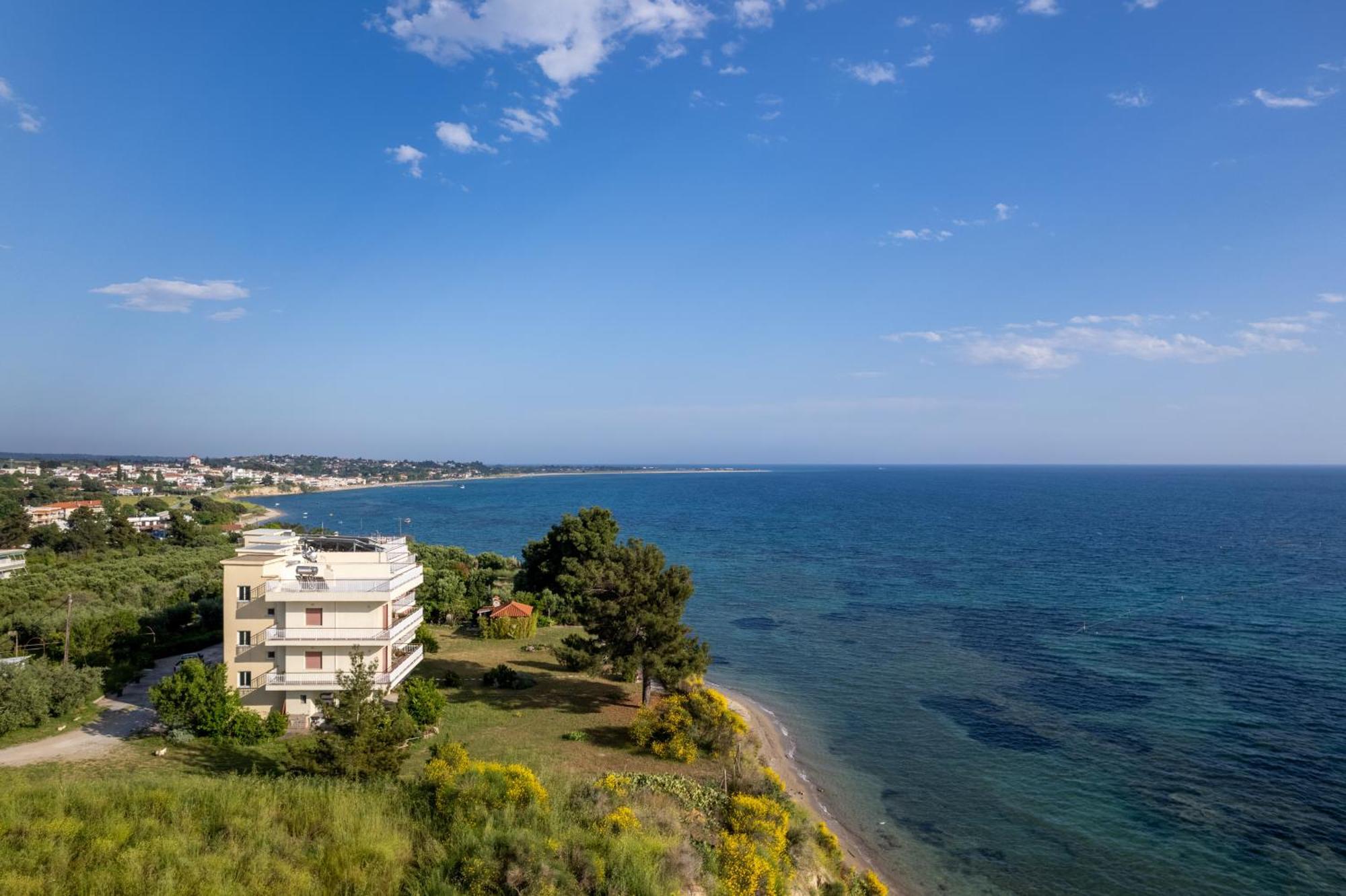 Sunshine House Offering Spectacular Views To Olymp A Apartman Néa Iráklia Kültér fotó